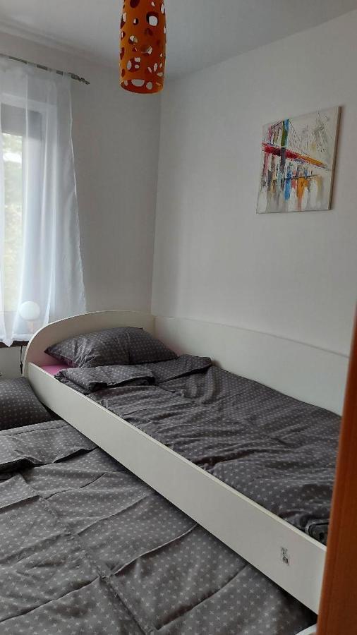 Ferienwohnung Dzoni SJJ Exterior foto